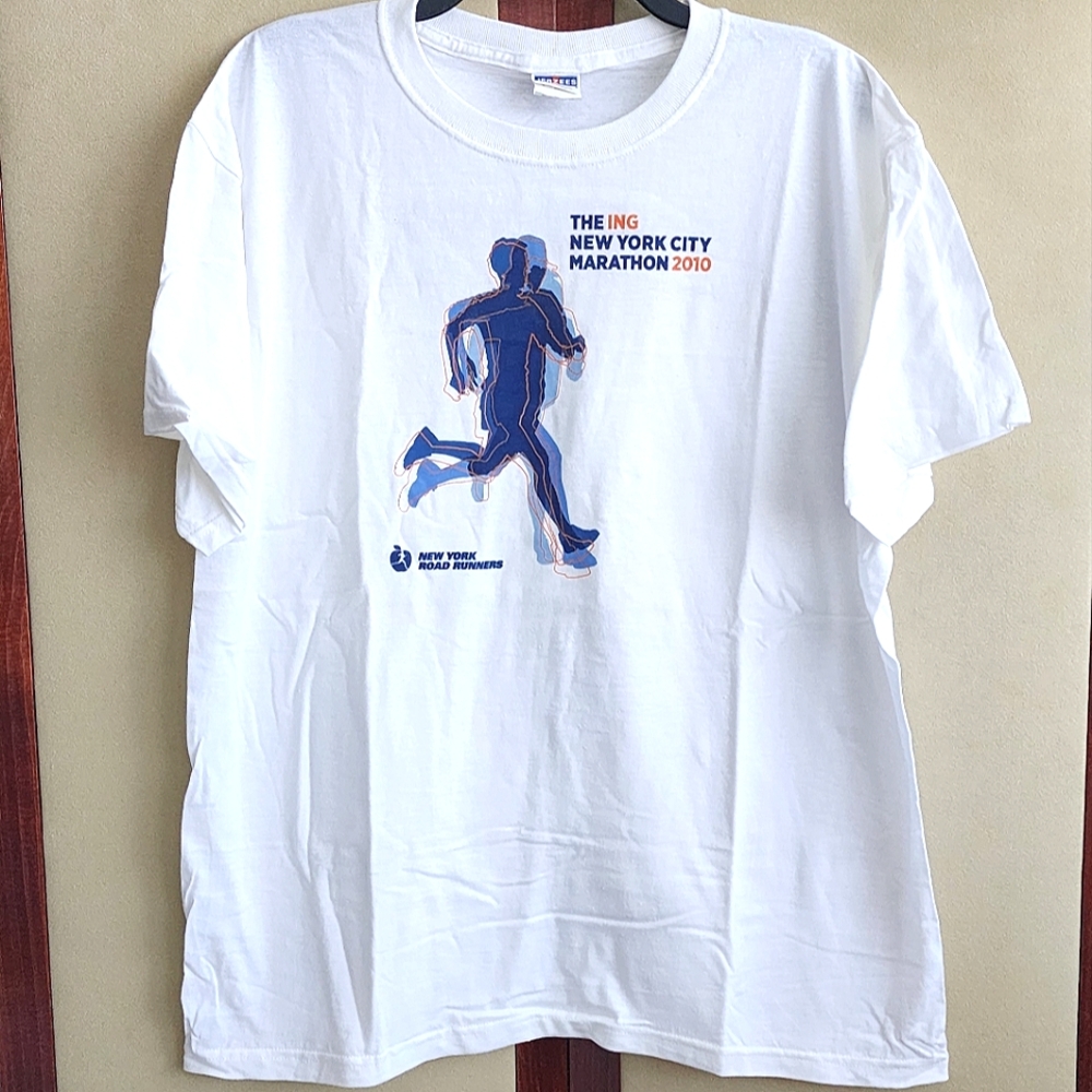 Jerzees 2010 New York City Marathon T Shirt L